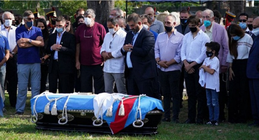 Bivši argentinski predsjednik Menem sahranjen po katoličkim i islamskim običajima