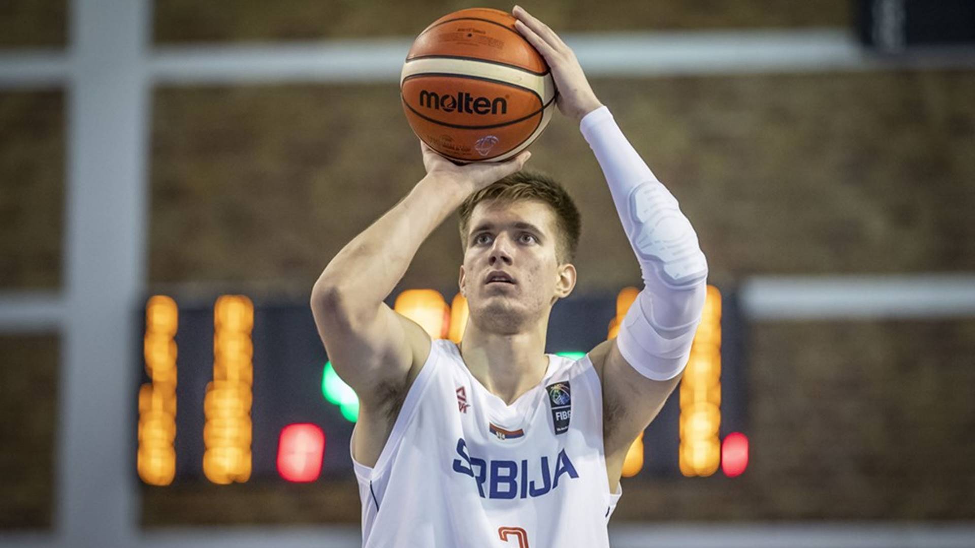 Srbija na Evrobasketu: Filip Petrušev briljirao