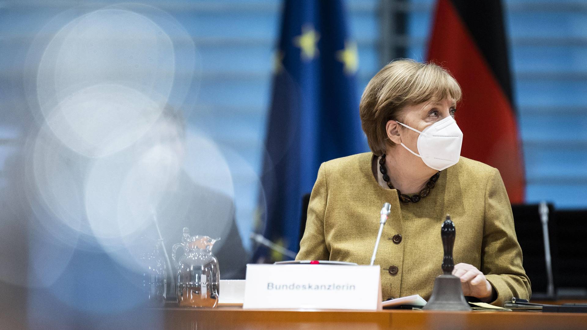 Angela Merkel aide warns of vaccine-resistant mutations