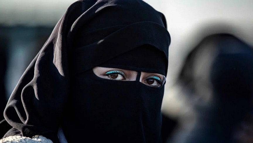 Švicarci će u nedelju na referendumu glasati o zabrani pokrivanja lica, muslimani ogorčeni: ‘To je islamofobno‘