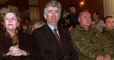 'Transkripti genocida' otkrivaju šokantne detalje rasprava Karadžića, Mladića, Kalinića
