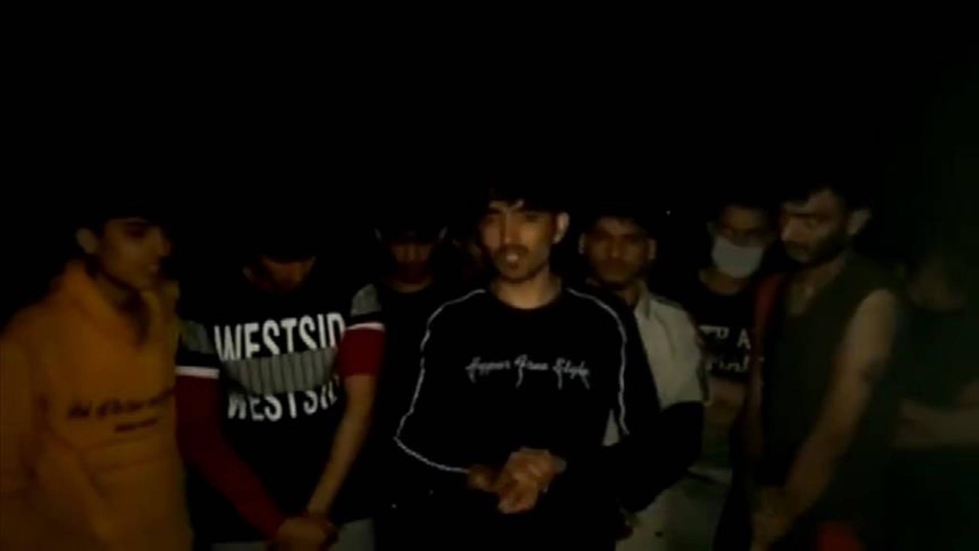 Video: Turkish soldiers help asylum seekers pushed back by Greece