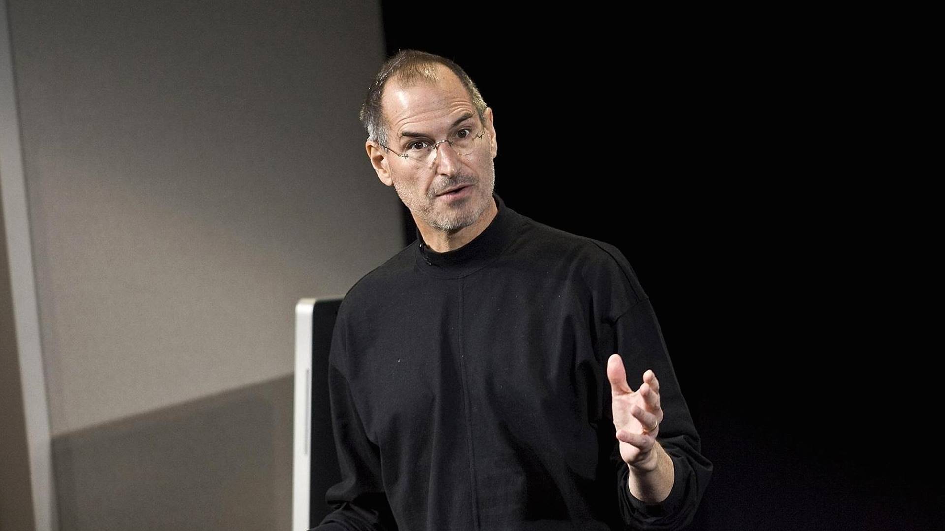 Bill Gates, Elon Musk, and 4 other business leaders on the best lessons they learned from Steve Jobs