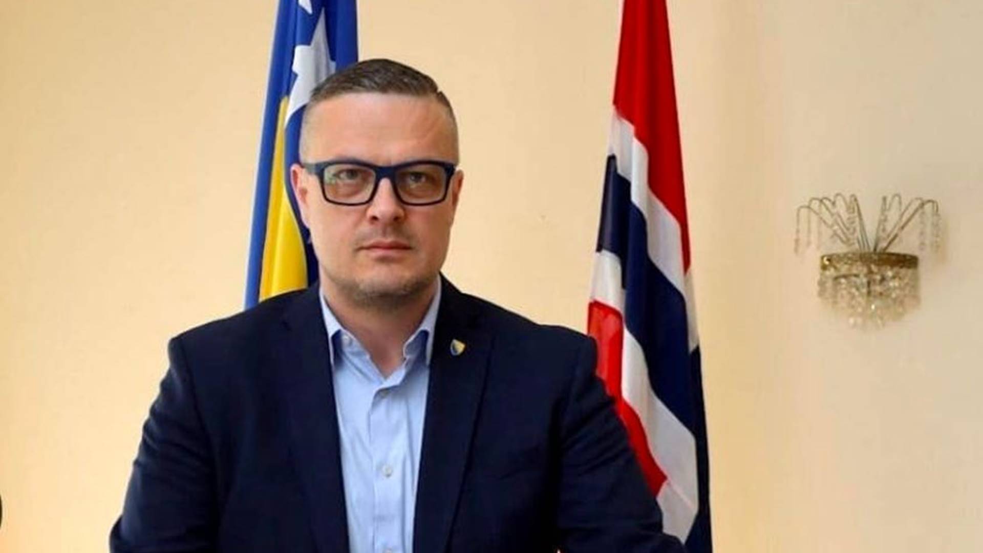 Mijatović: Vlastodršci u BiH za svo nečninjenje i kriminal kao alibi nude samo učešće u ratu