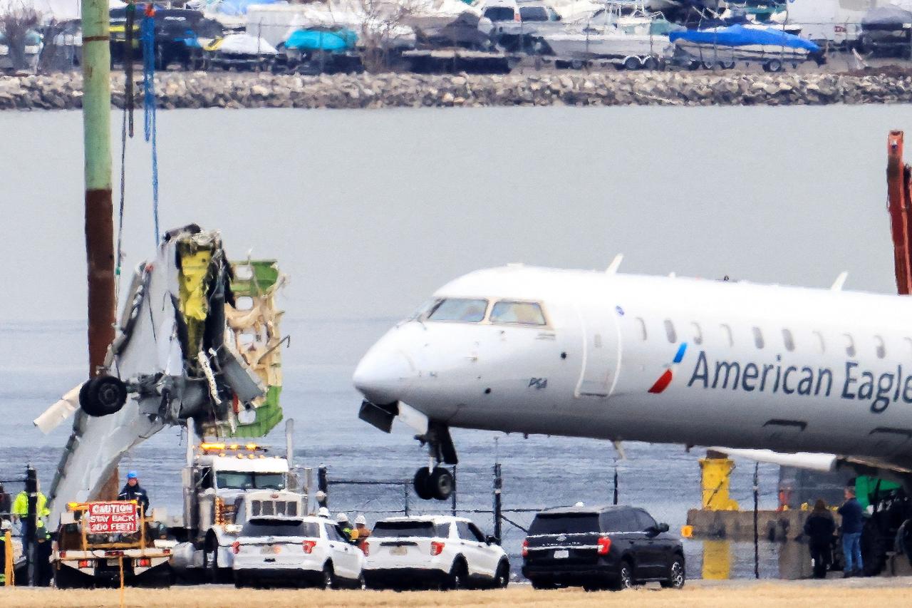 Aftermath of American Eagle flight 5342 crash in the Potomac River near Ronald Reagan Washington National Airport