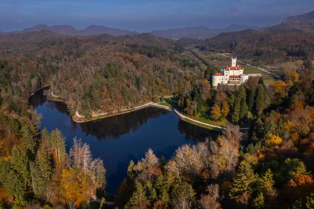 &Ccaron;arobne snimke Trakoš&cacute;ana iz zraka, slavni dvorac zablistao nakon gotovo tri godine